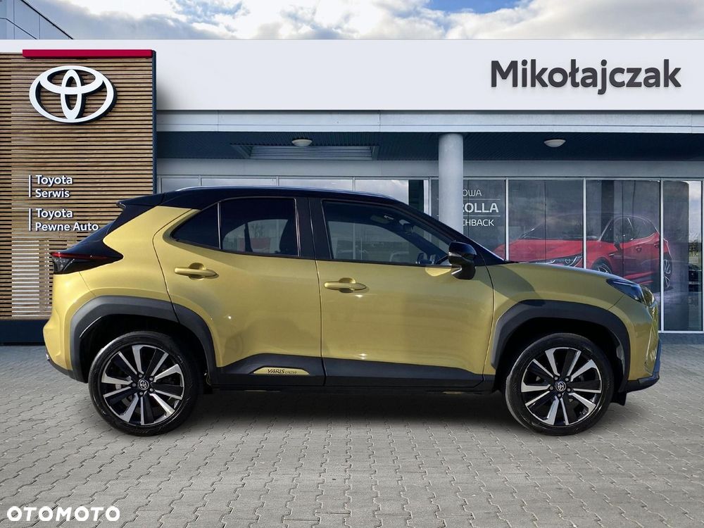 Toyota Yaris Cross Hybrid 1.5 Premiere Edition - 8