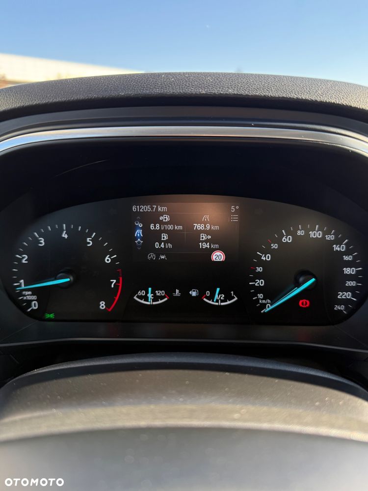 Ford Focus 1.0 EcoBoost Titanium Business - 29