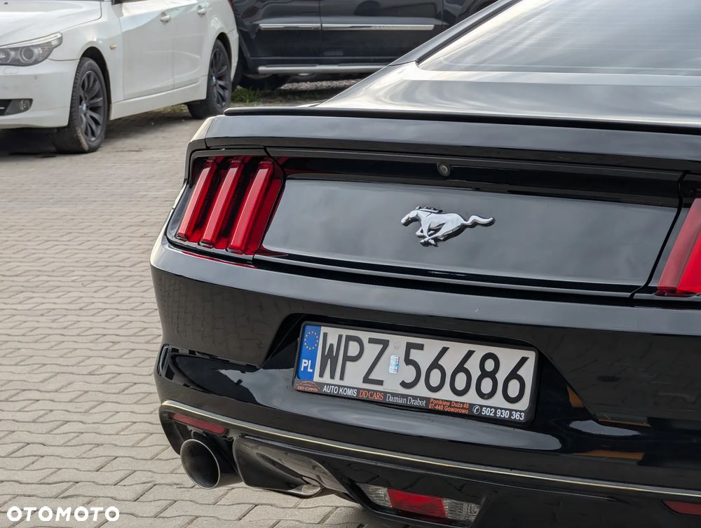 Ford Mustang - 17