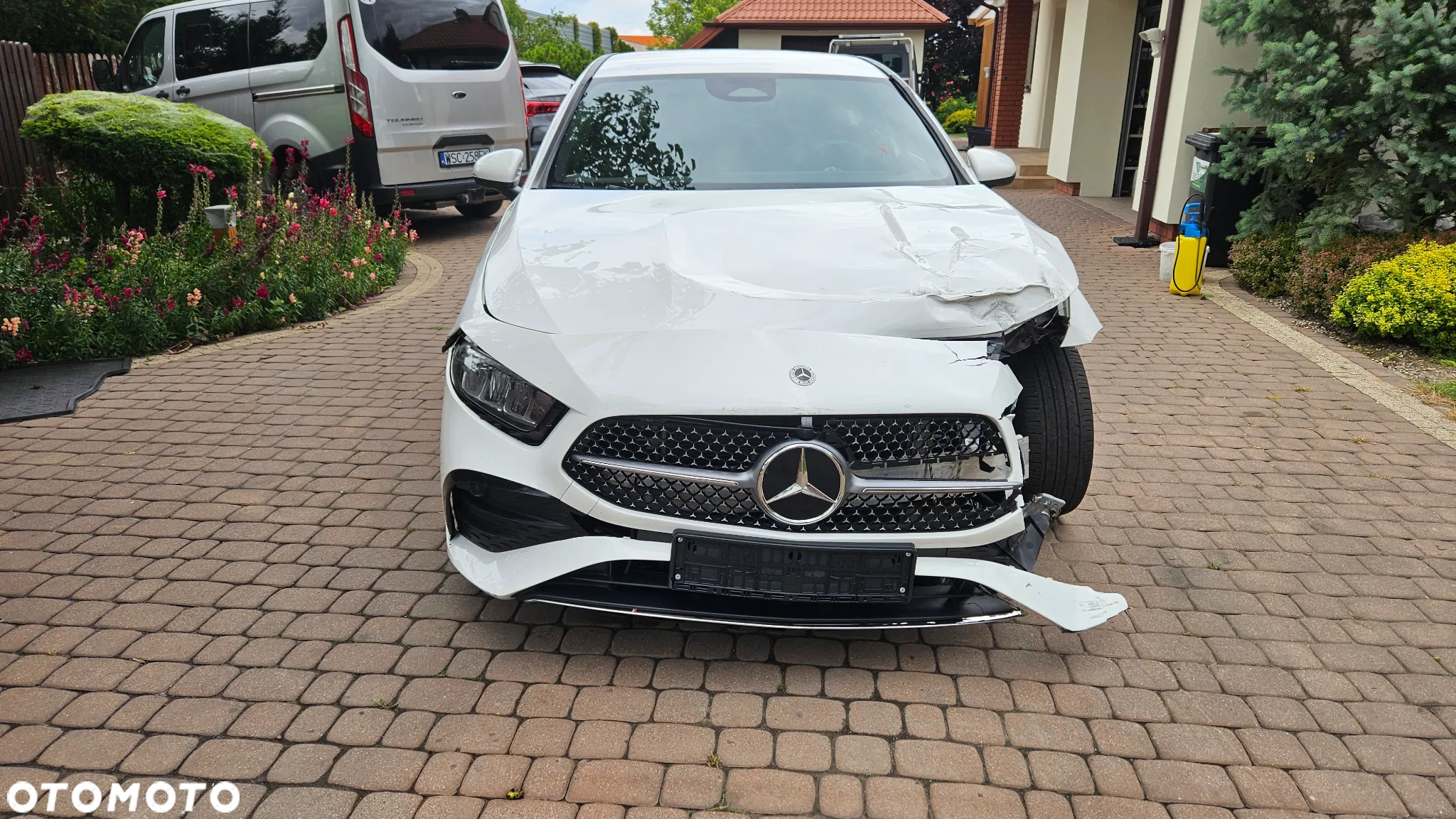 Mercedes-Benz Klasa A 220 4-Matic AMG Line 7G-DCT - 5