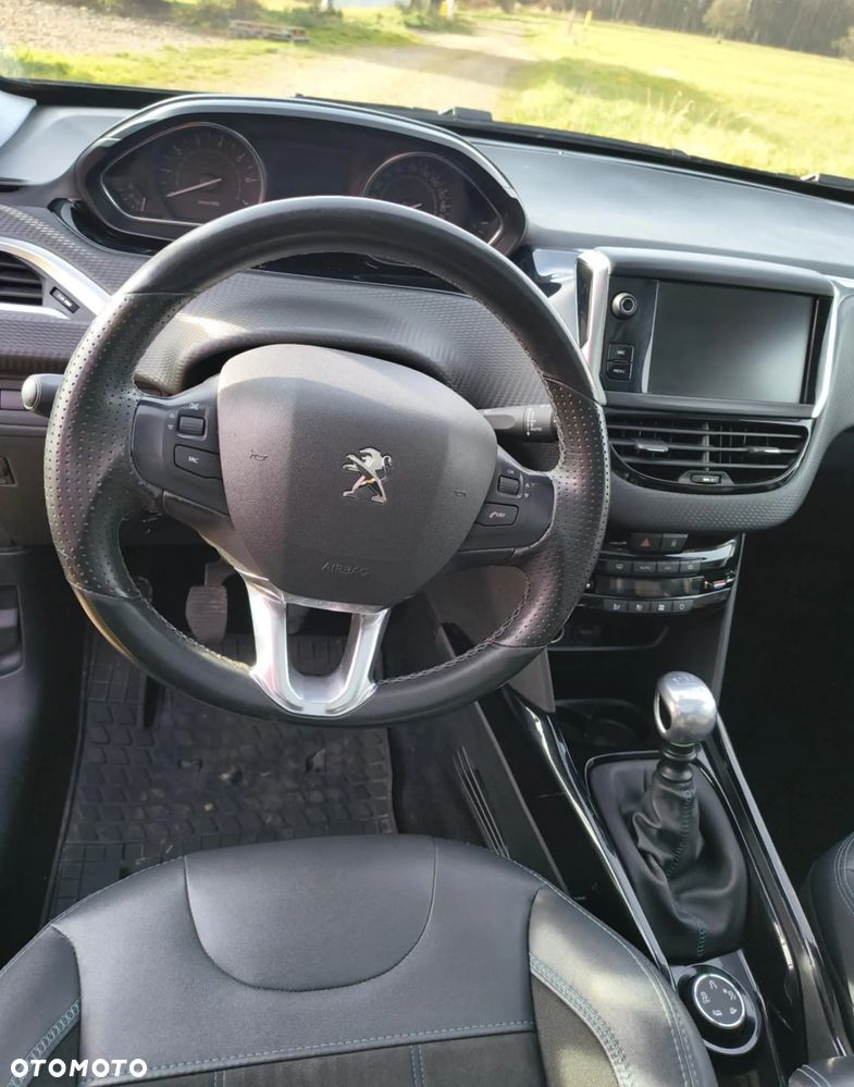 Peugeot 2008 1.2 Pure Tech GPF Crossway S&S - 7