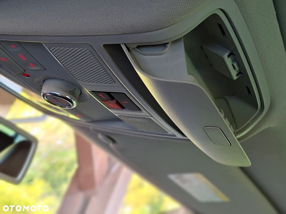 Volkswagen Tiguan - 20