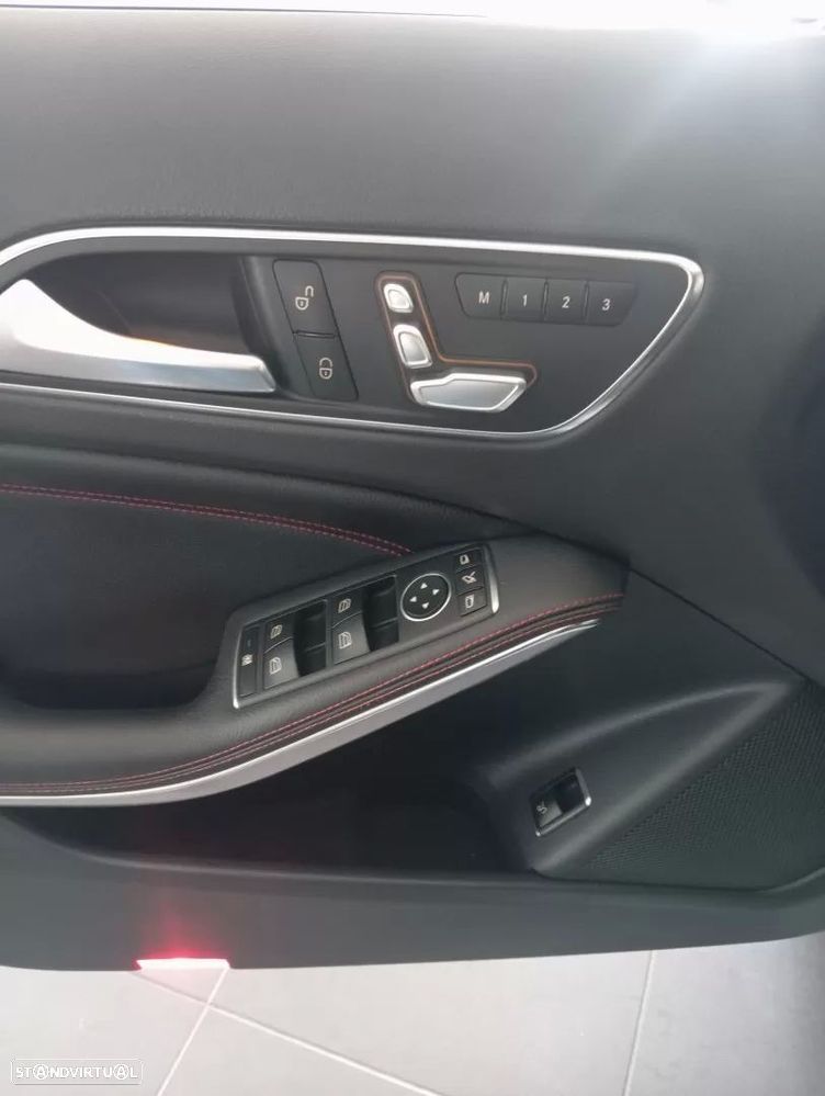 Mercedes-Benz GLA 220 CDI AMG Line - 33
