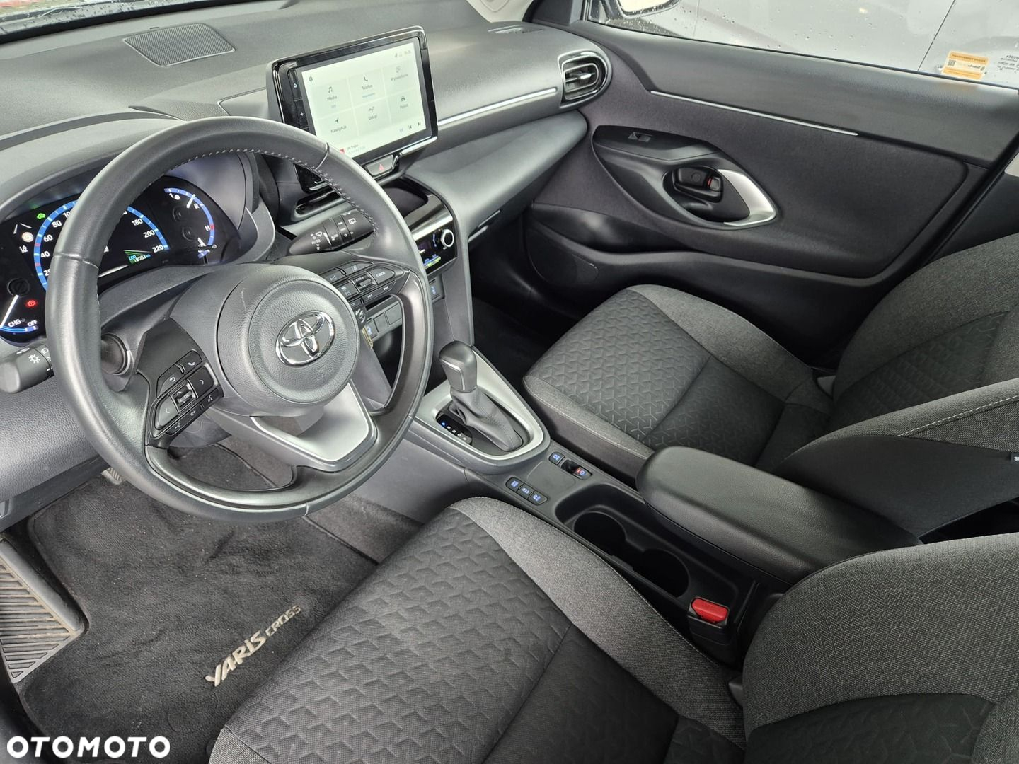 Toyota Yaris Cross - 8