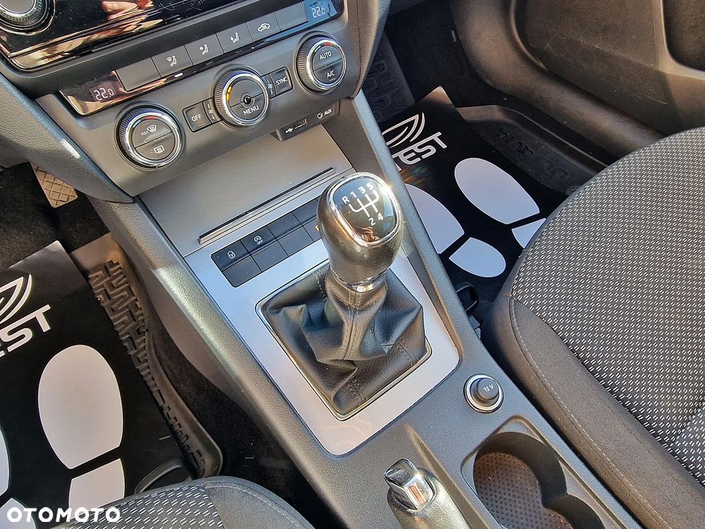 Skoda Octavia - 16
