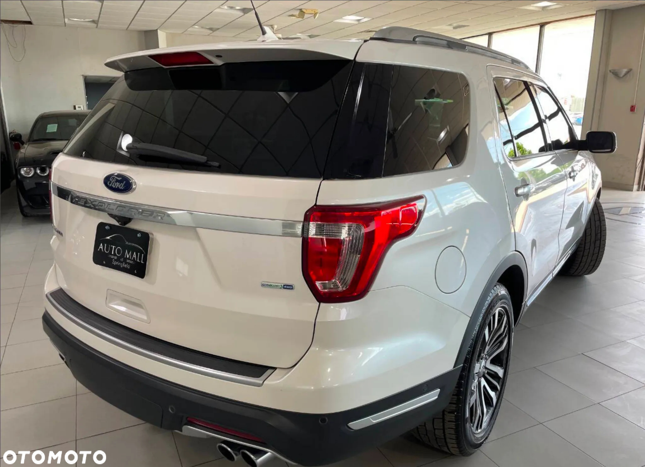 Ford Explorer - 8