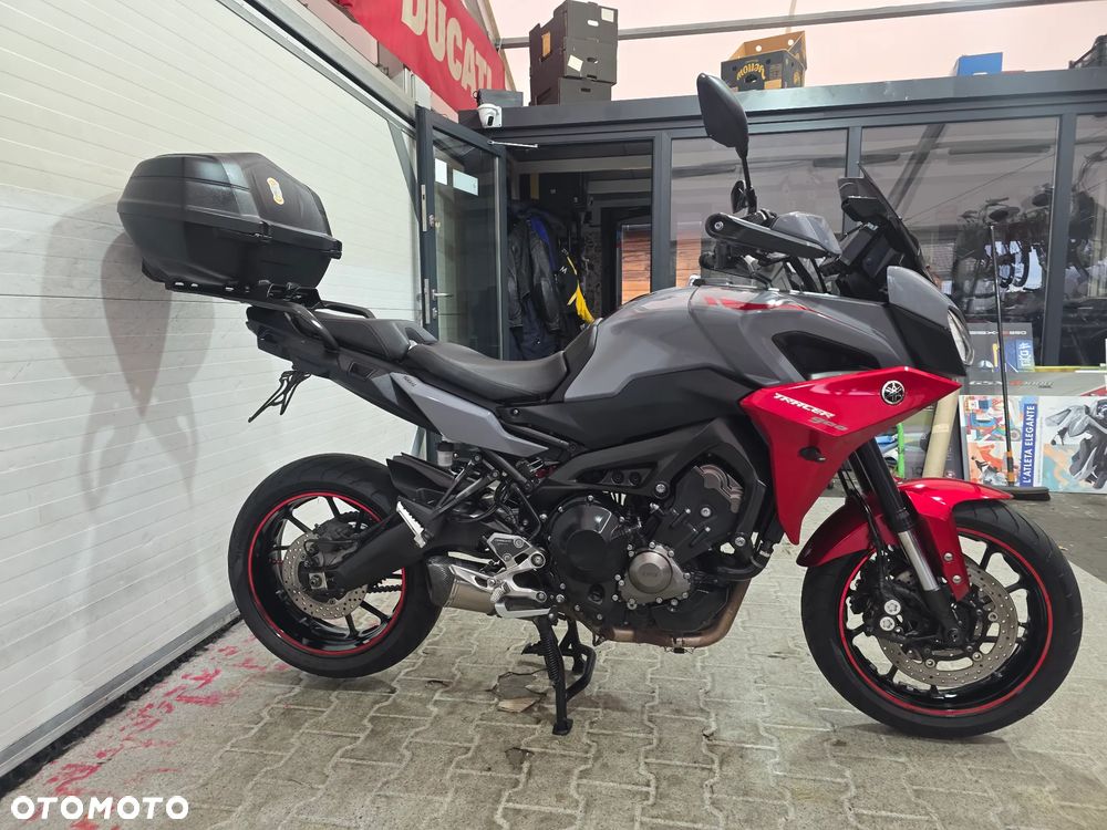 Yamaha MT - 6