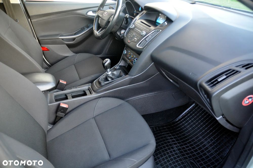 Ford Focus 1.6 TDCi Ambiente Start - 7
