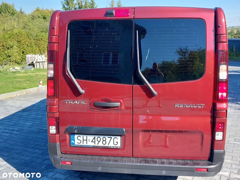 Renault Trafic 2.0 dCi - 10