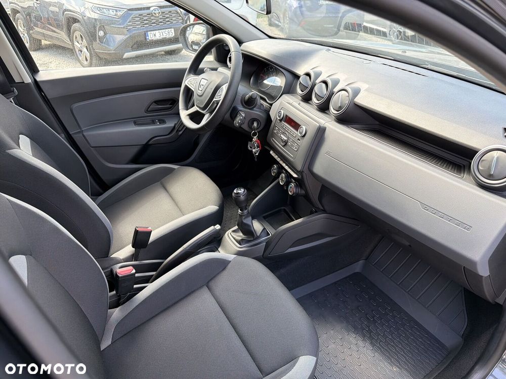 Dacia Duster 1.6 SCe Essential - 9