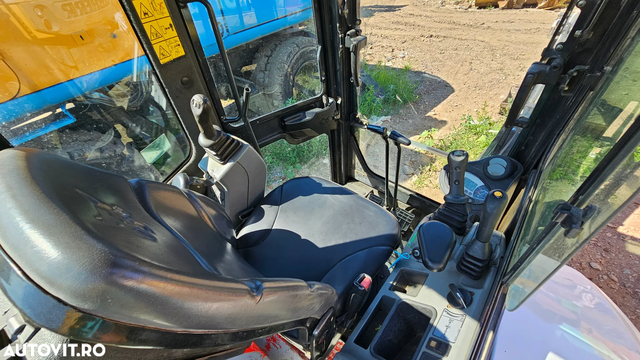 Bobcat E35 Mini Excavator pe șenile - 6