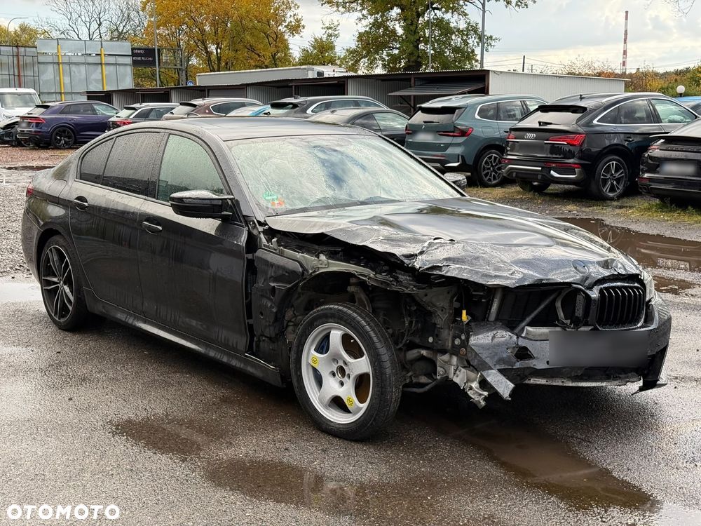 BMW Seria 5 530i M Sport Edition - 10