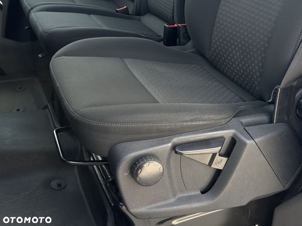 Ford Transit Custom - 13