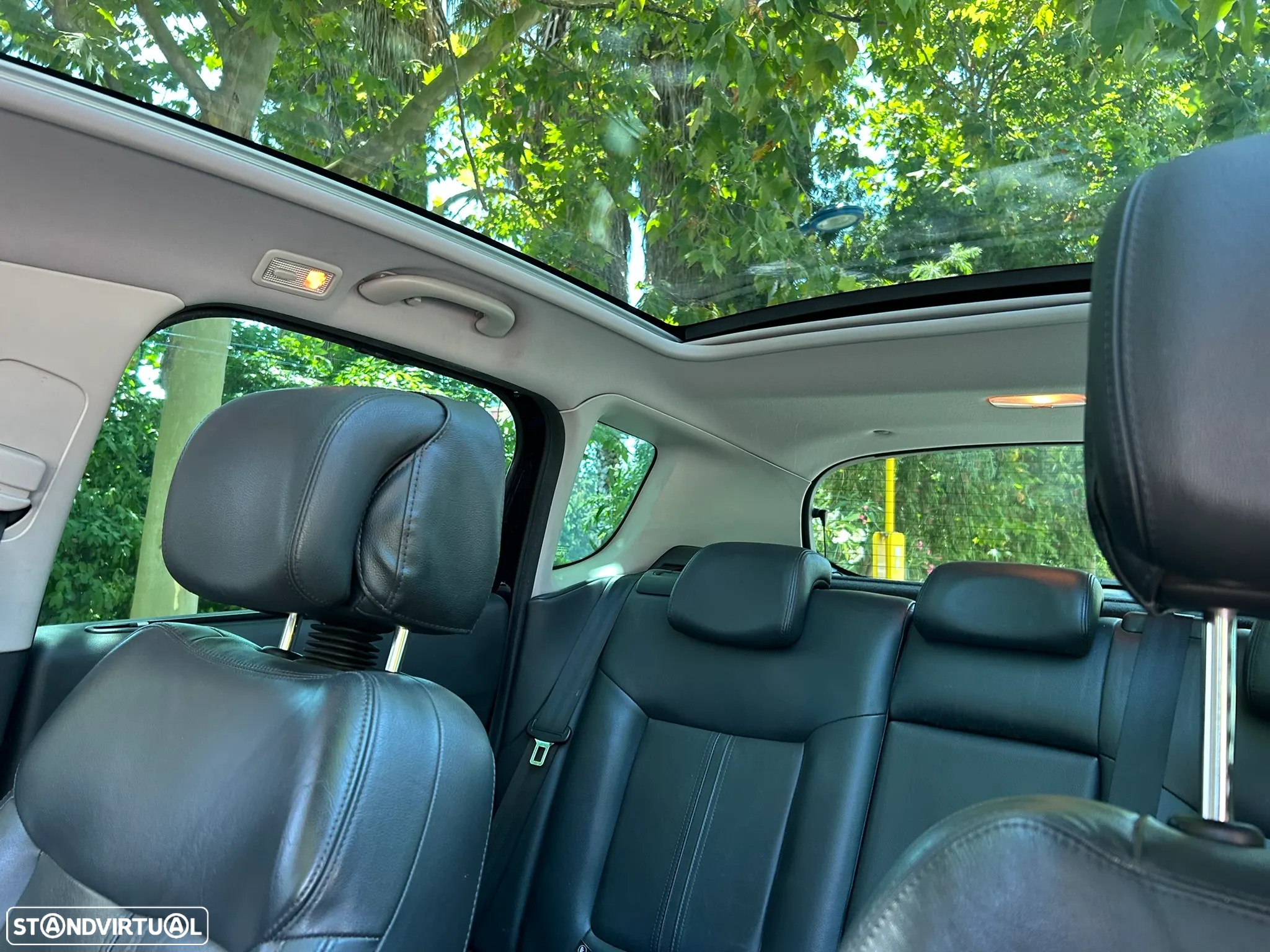 Peugeot 3008 1.6 HDi Premium - 17