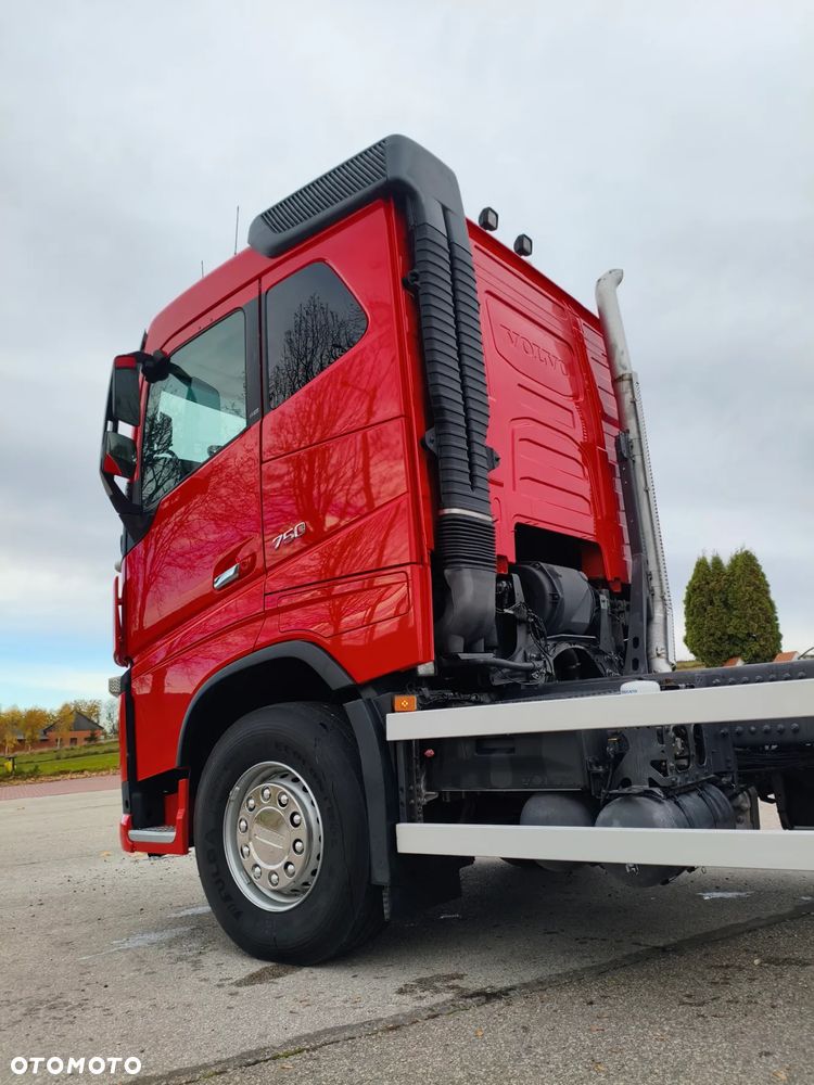 Volvo FH-16 / 750 KM / 6 x 4 / 217000 km - 13