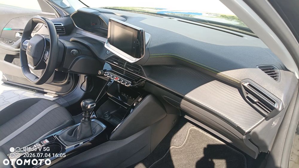 Peugeot 2008 1.2 PureTech Active S&S - 6