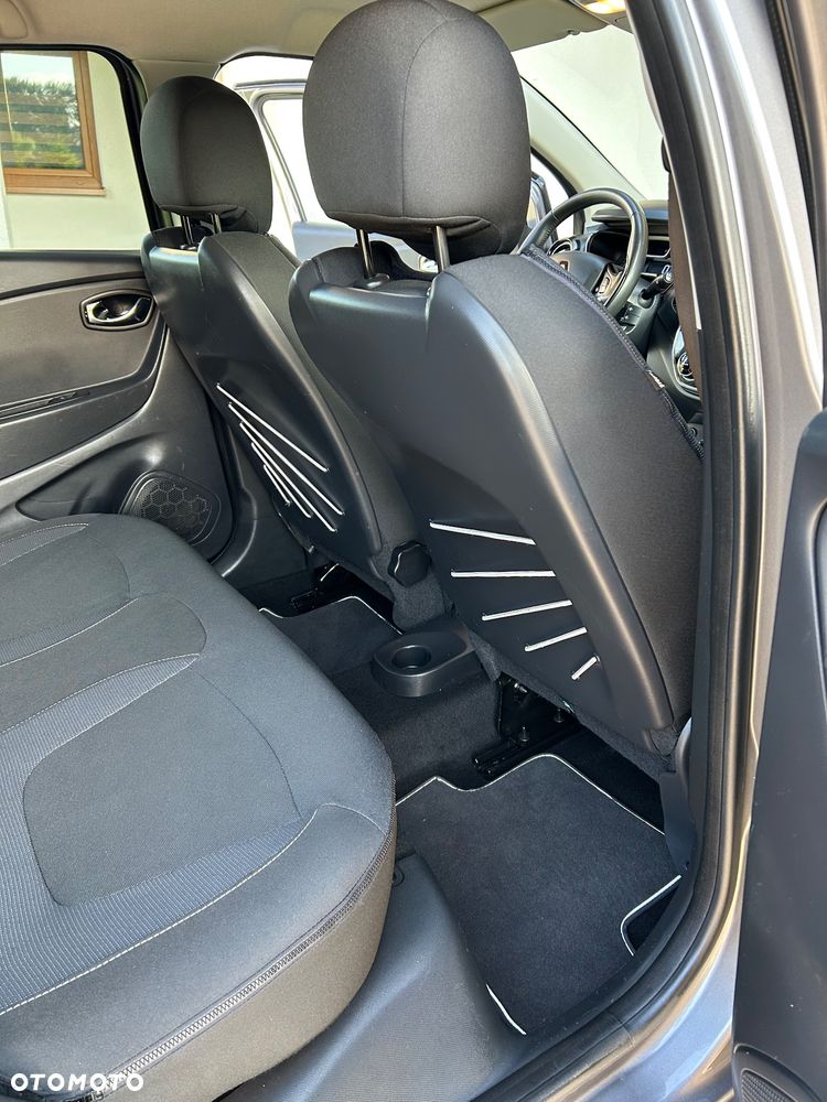 Renault Captur - 16