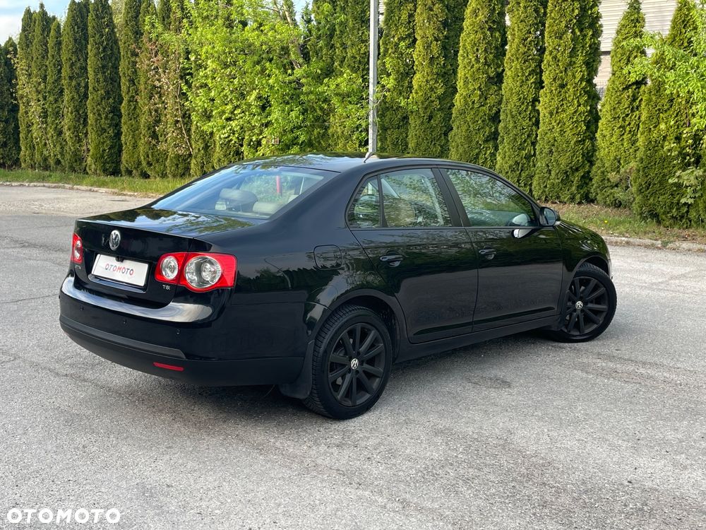 Volkswagen Jetta 1.4 TSI Highline Optimum - 21