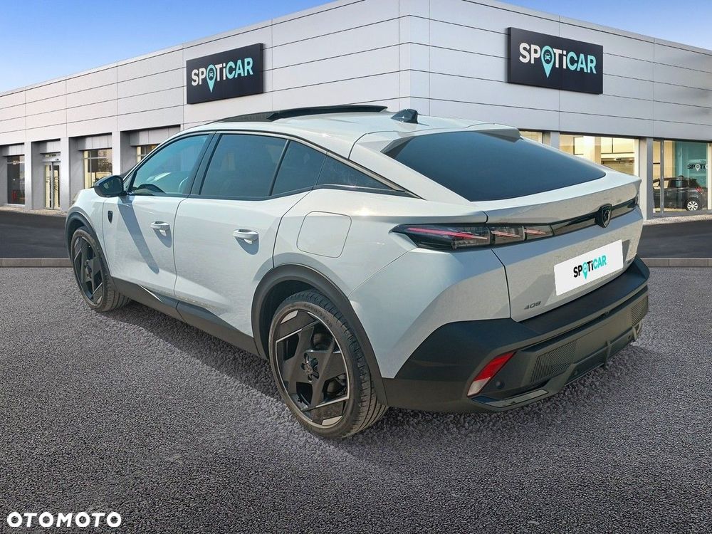 Peugeot 408 1.6 Plug-In Hybrid 225 GT EAT8 - 7