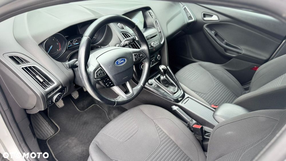 Ford Focus - 19