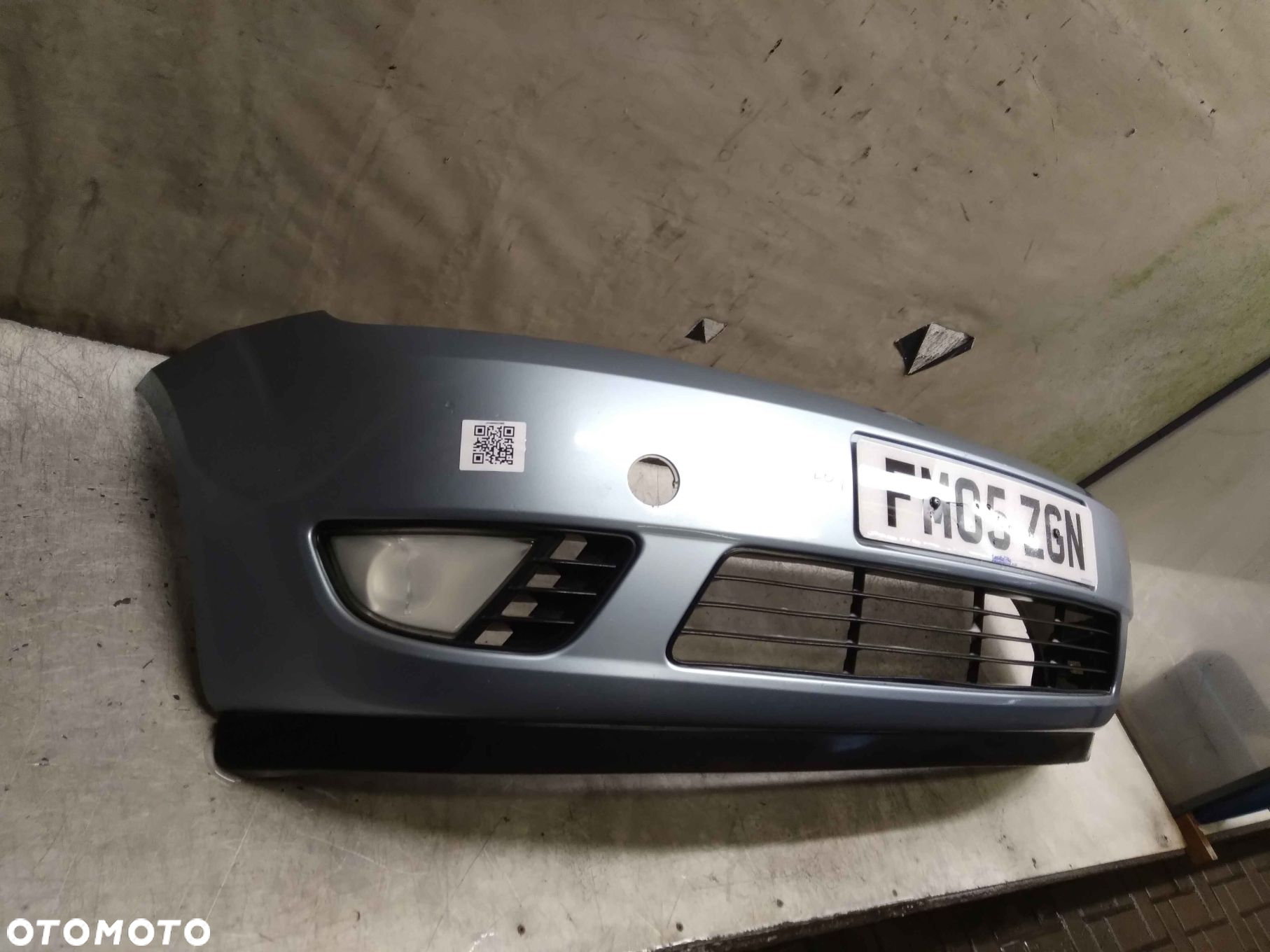 / ZDERZAK PRZÓD PRZEDNI FORD FIESTA MK.6 6 VI J4 BŁĘKITNY HALOGENY - 2