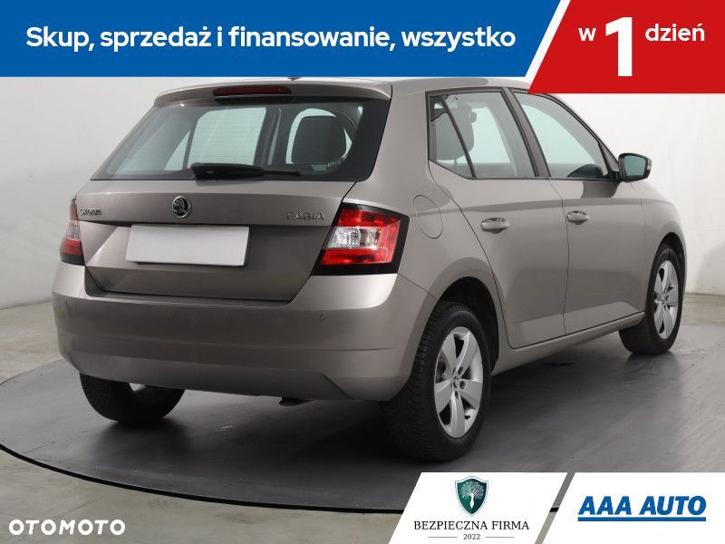 Skoda Fabia - 7