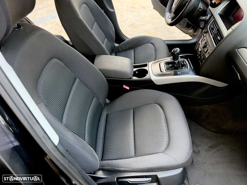 Audi A4 2.0 TDI S-line - 55