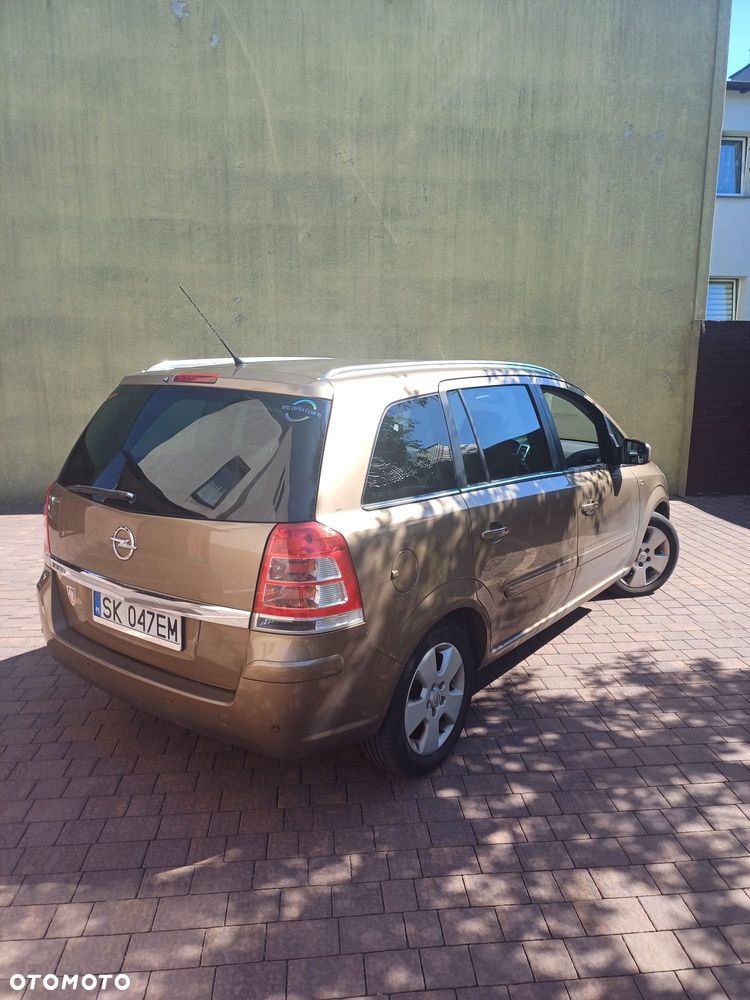 Opel Zafira 1.6 Enjoy - 2