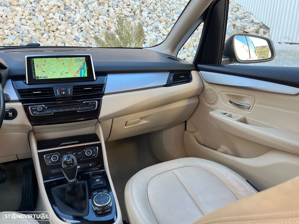 BMW 216 Active Tourer - 5