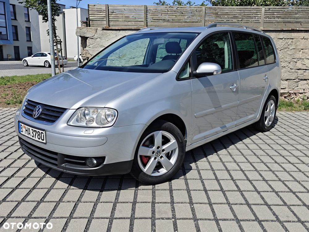 Volkswagen Touran - 2