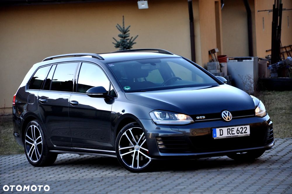 Volkswagen Golf GTD 2.0 TDI SCR DSG - 10