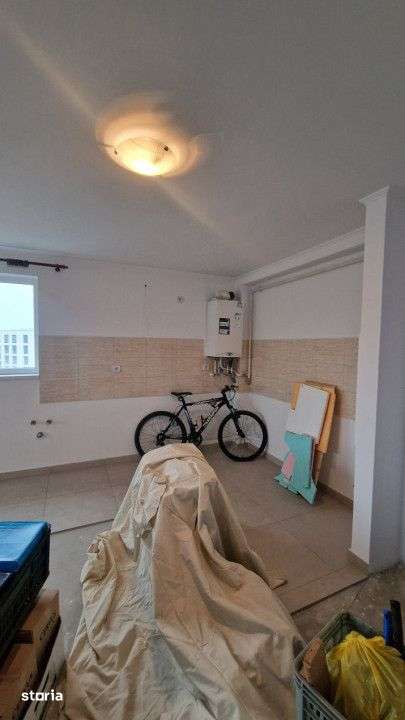 Apartament cu 3 camere, 70mp utili, parcare sub, Dambul R — fotografia 2