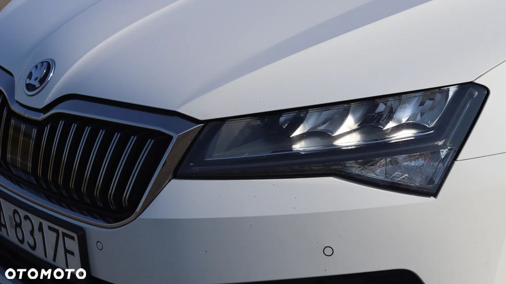 Skoda Superb 2.0 TSI Style DSG - 8
