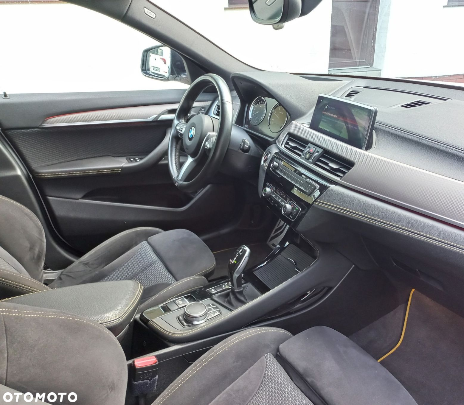 BMW X2 - 12