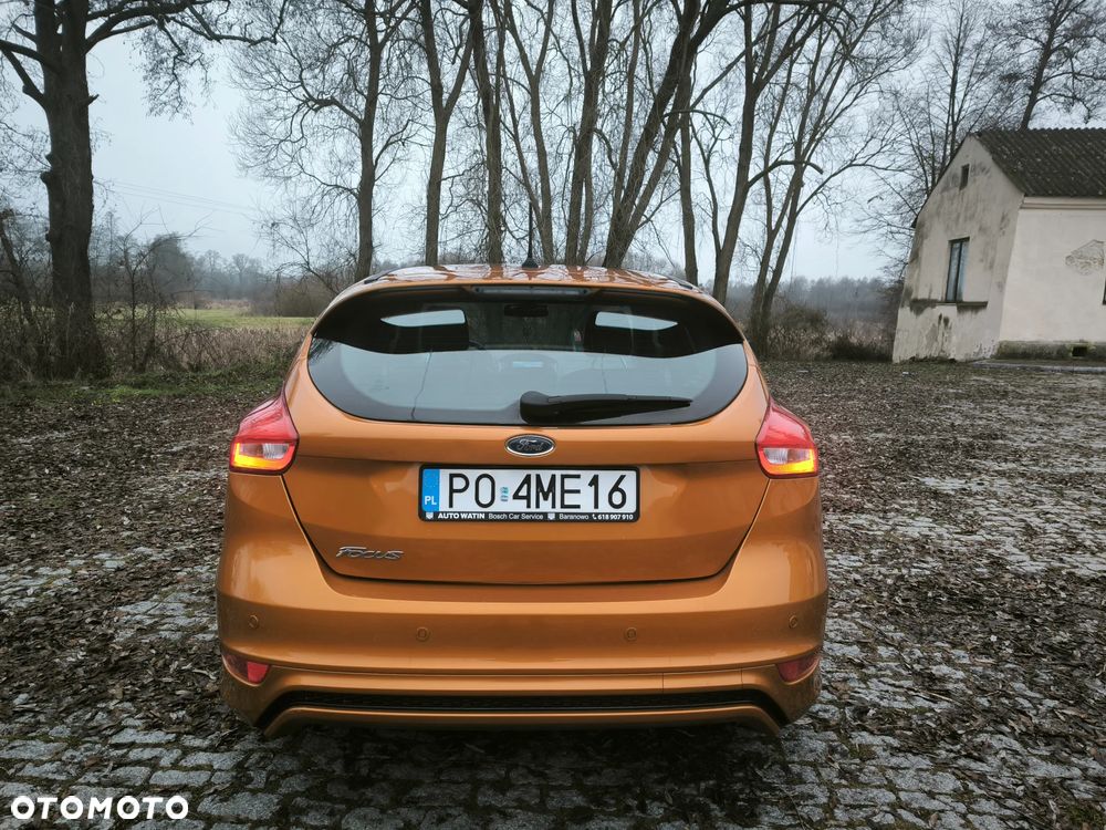 Ford Focus 1.5 TDCi ST-Line - 16