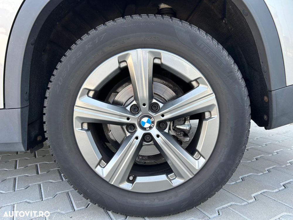 BMW X1 sDrive18d AT - 38
