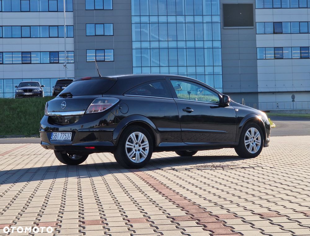 Opel Astra 1.7 CDTI Cosmo - 4