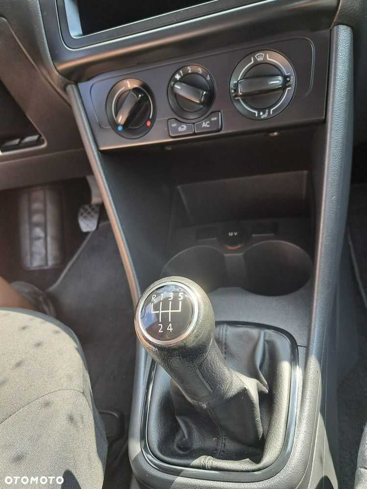 Volkswagen Polo - 17