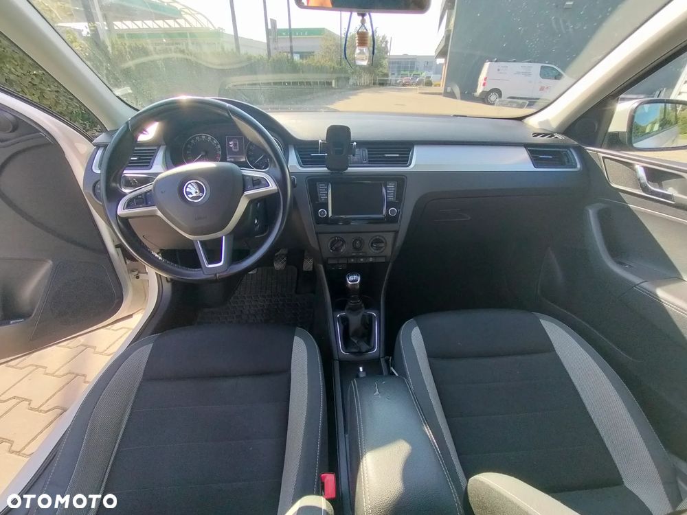 Skoda RAPID 1.6 TDI DPF Ambition - 11