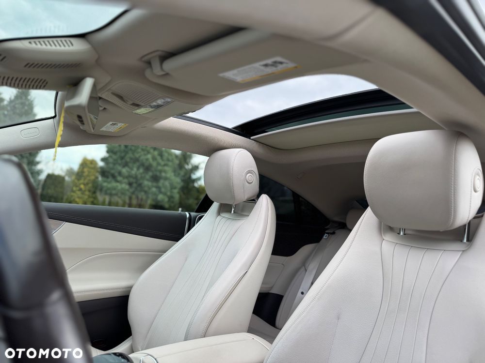 Mercedes-Benz Klasa E 400 4-Matic 9G-TRONIC - 24