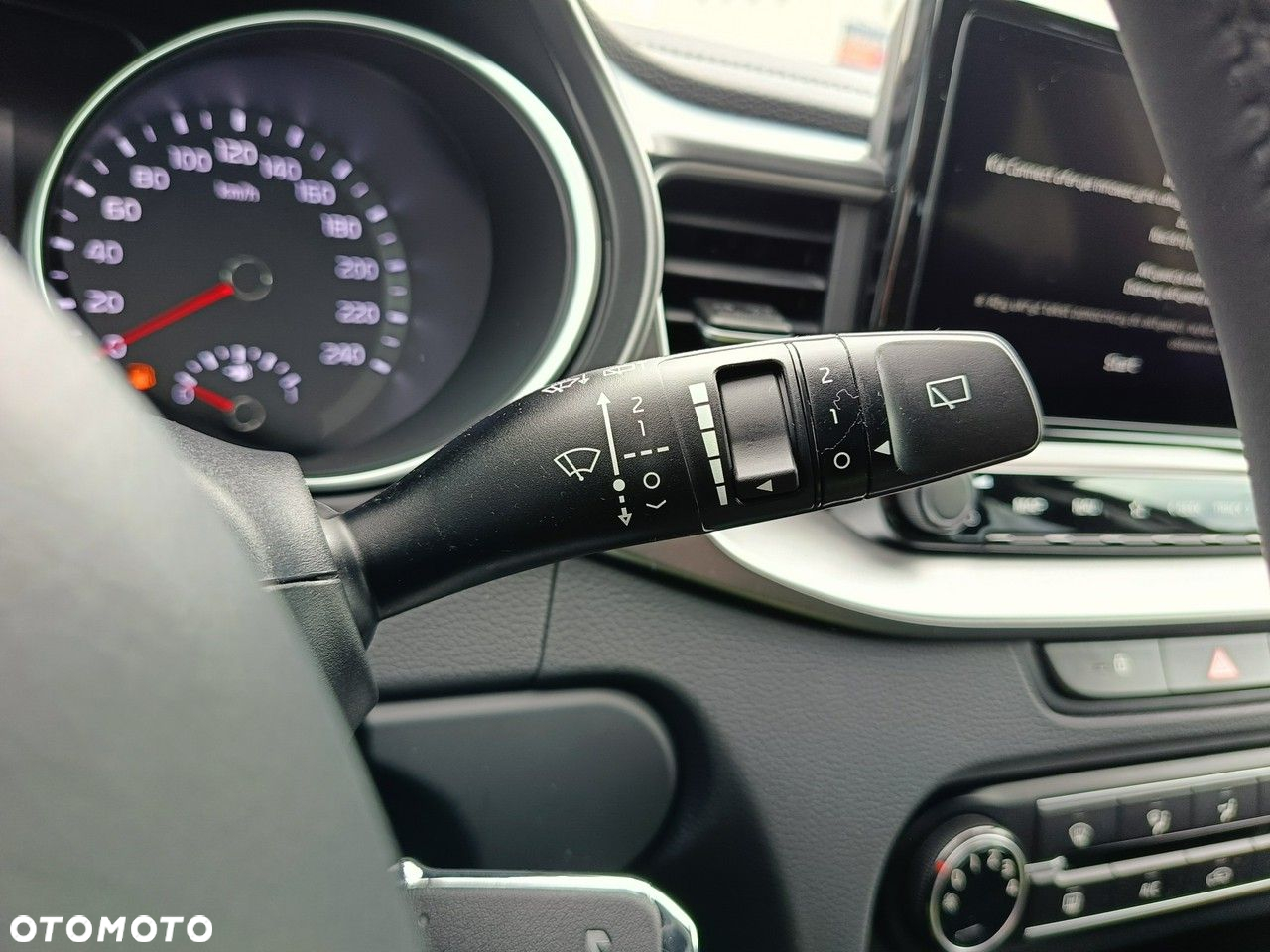 Kia Ceed - 21