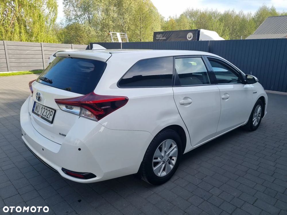 Toyota Auris Hybrid 135 Active - 7