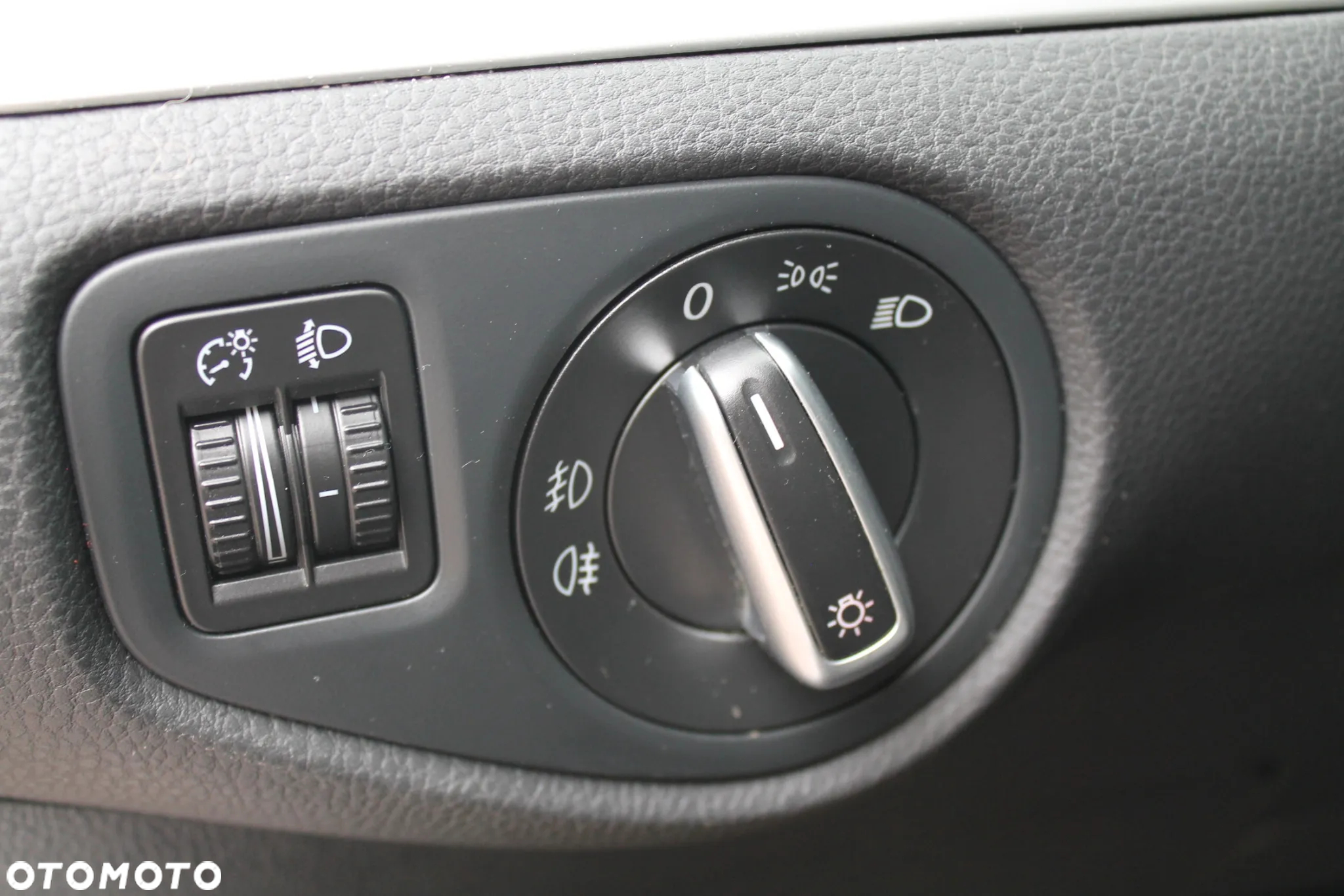 Volkswagen Sharan 2.0 TDI BlueMotion Technology Comfortline - 12