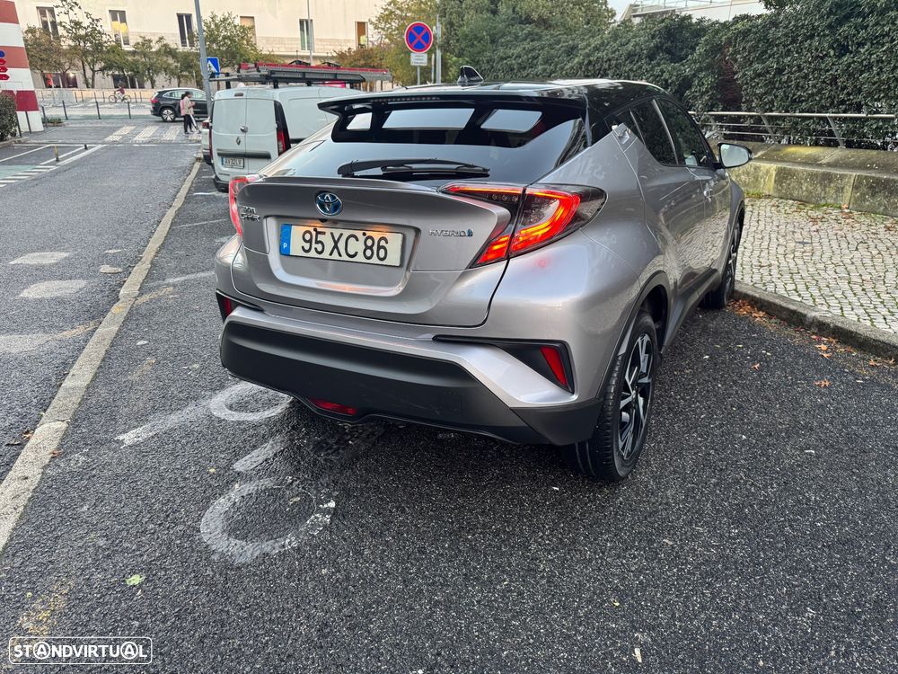 Toyota C-HR 1.8 HSD Lounge - 11