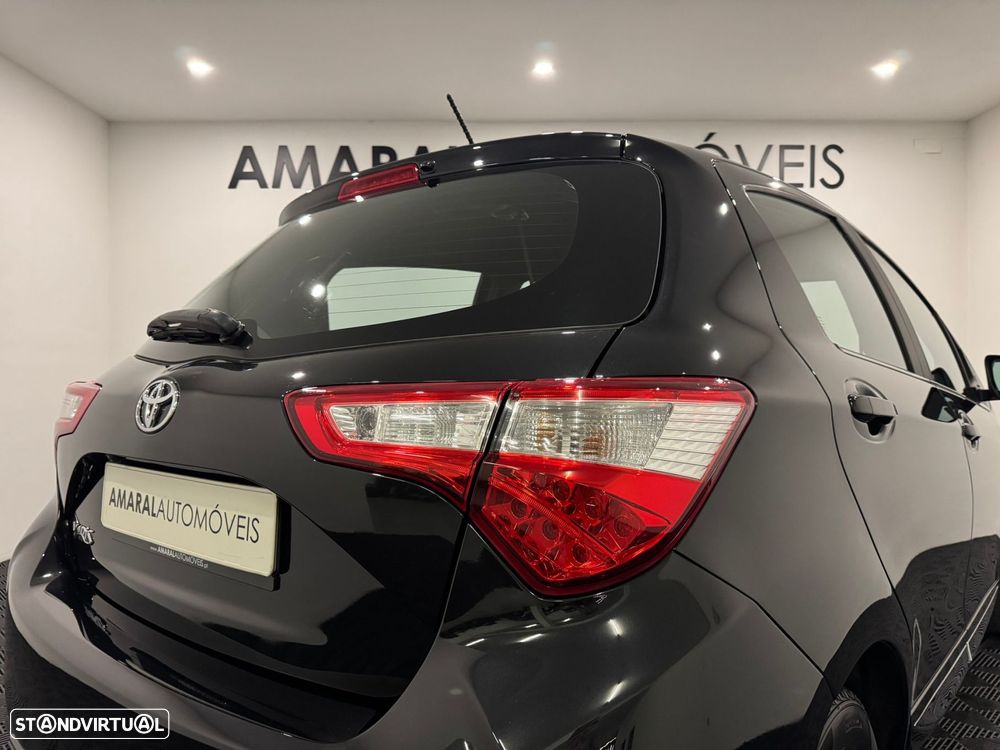 Toyota Yaris 1.5 VVT-i Comfort+P.Style - 25