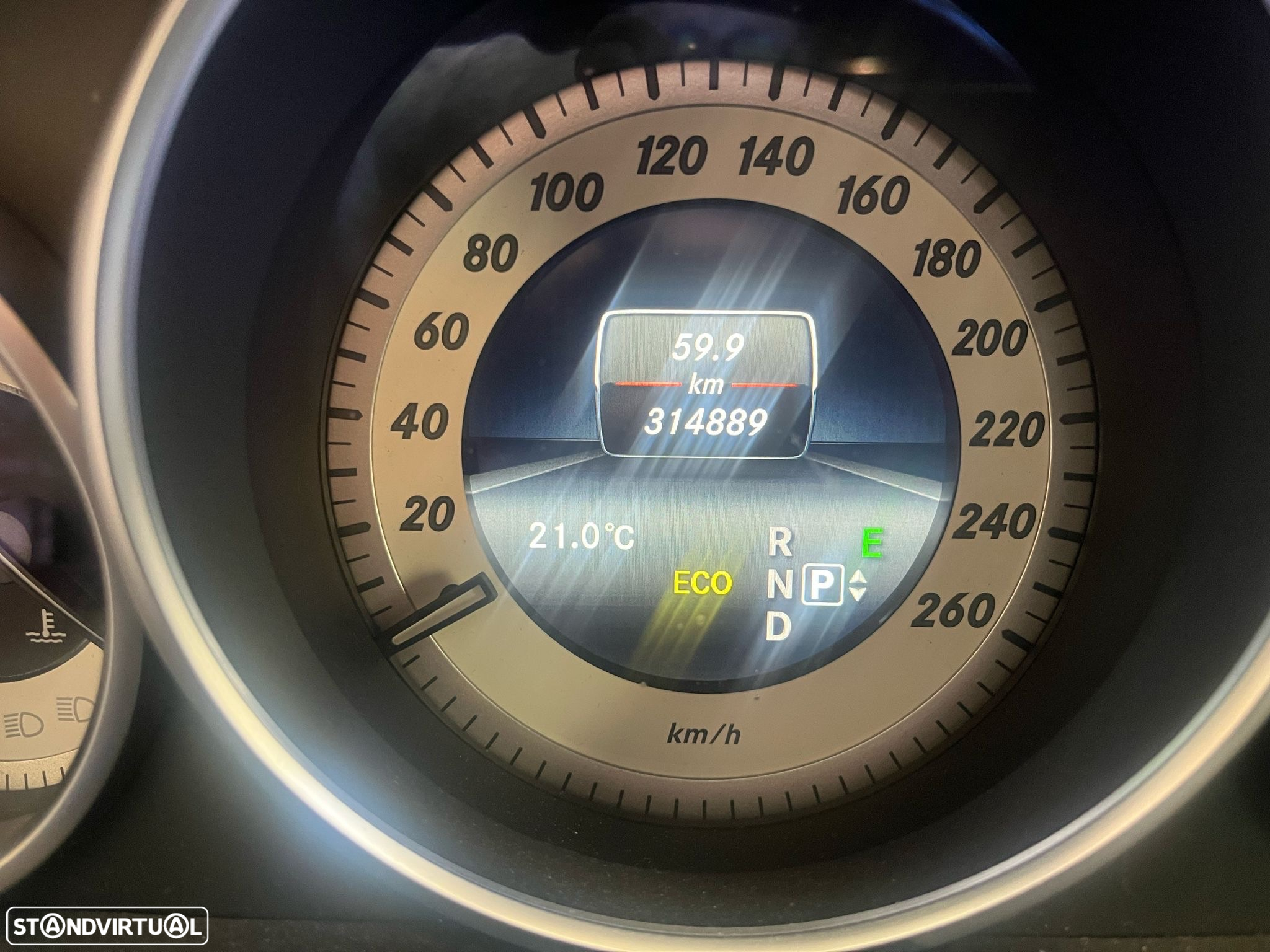 Mercedes-Benz E 250 CDi Avantgarde BE Auto. - 9