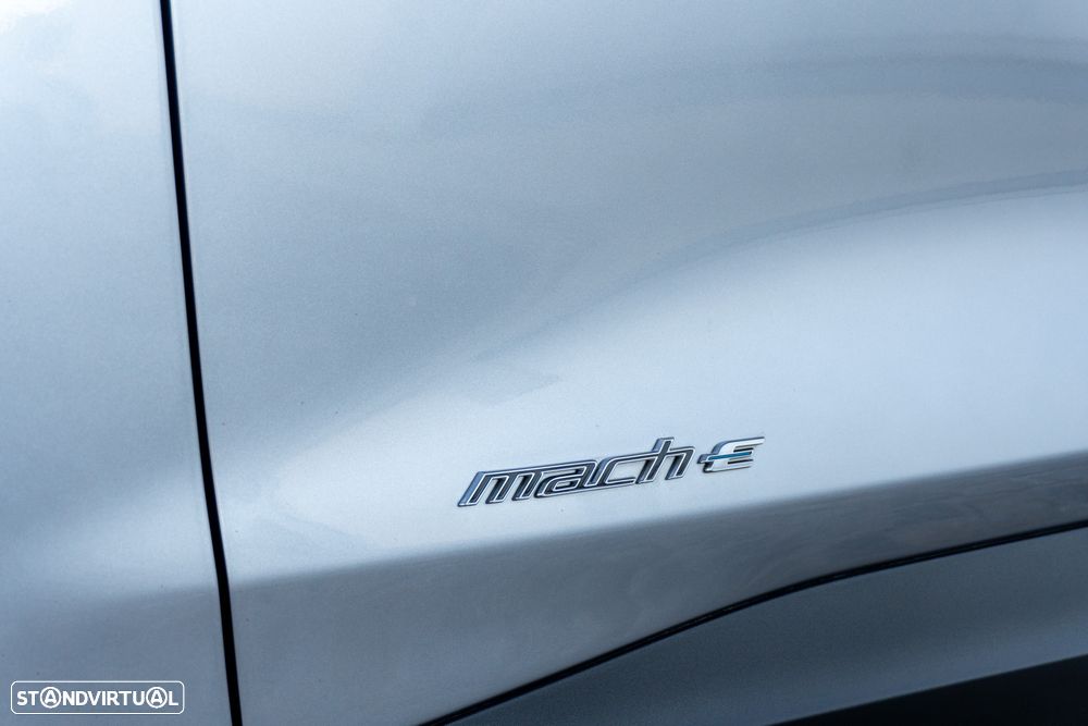 Ford Mustang Mach-E 75.7 kWh Premium AWD - 9