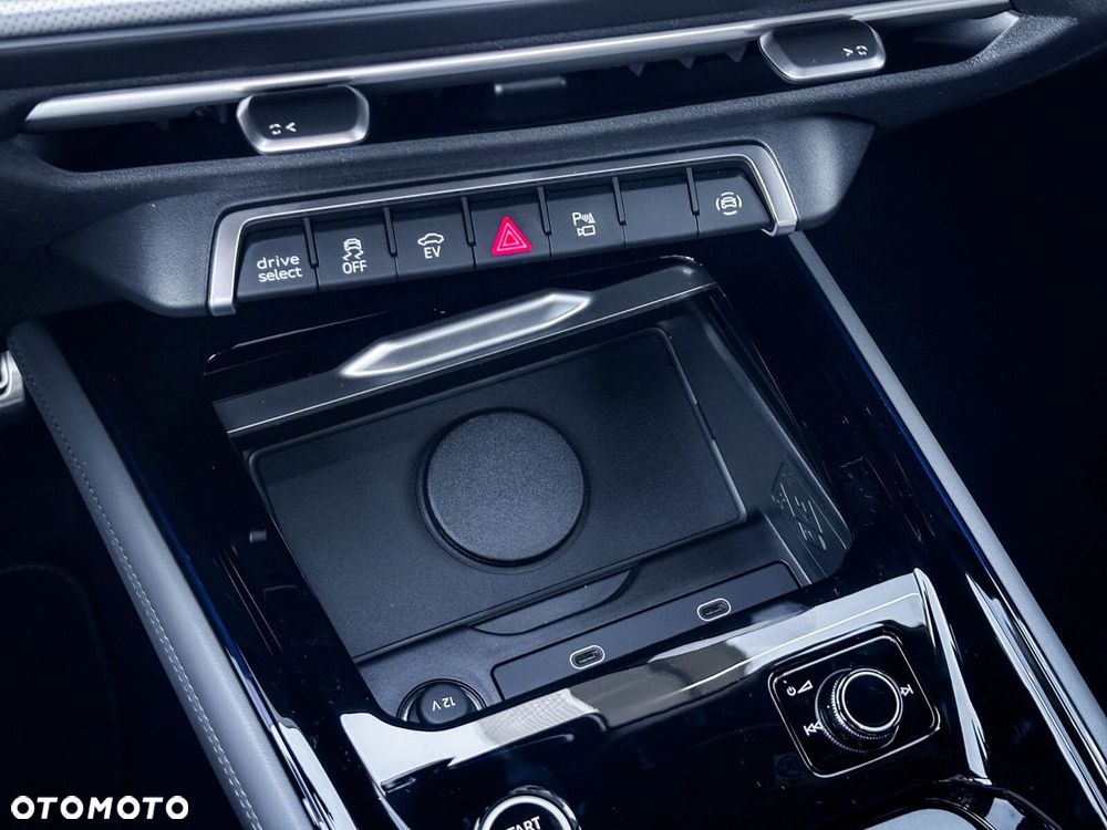 Audi Q3 - 21