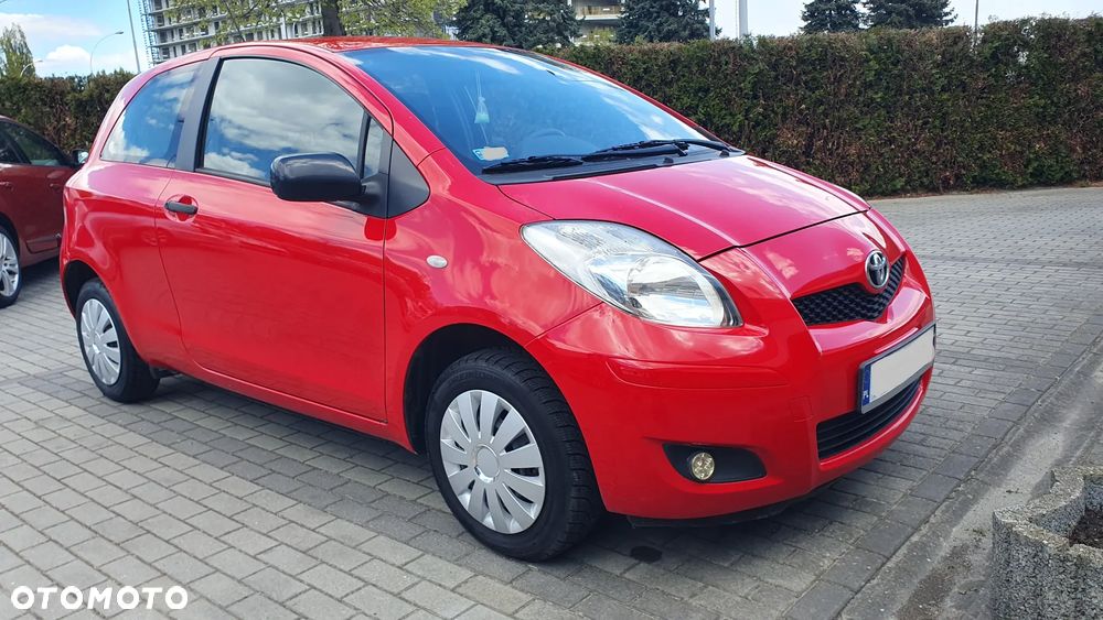 Toyota Yaris - 1