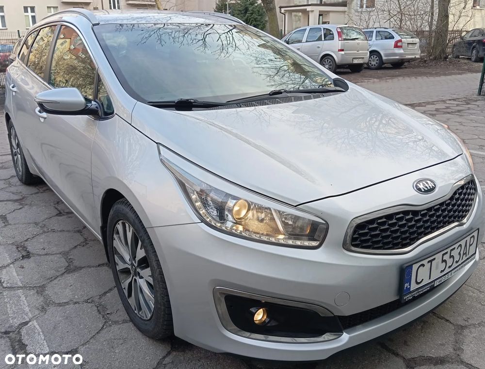 Kia Ceed 1.6 CRDi L Business Line - 2